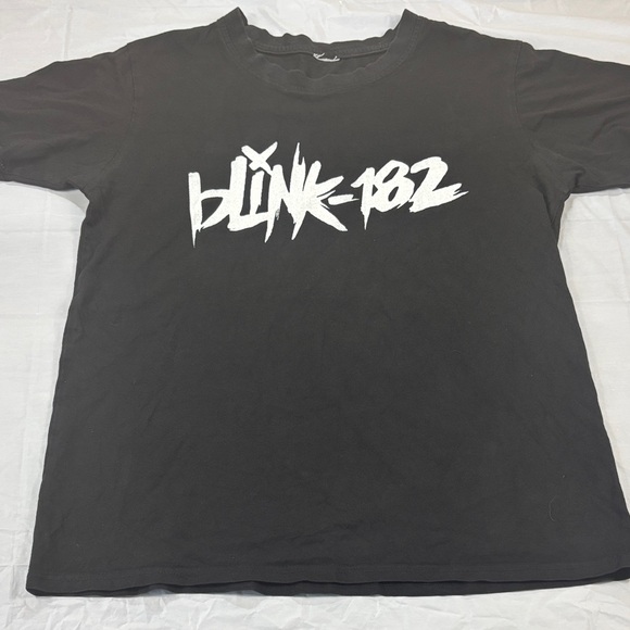BLINK 182 T SHIRT - Picture 1 of 4
